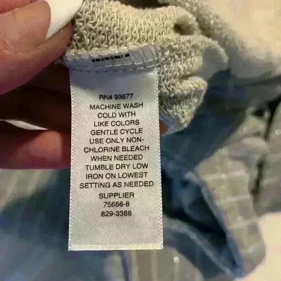 St.John's Bay shimmer hoodie top Small - Picture 5 of 6